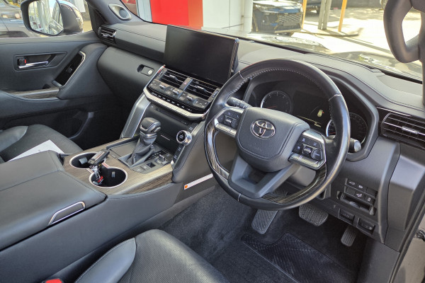 2023 MY24 Toyota LandCruiser FJA300R Sahara SUV Image 20