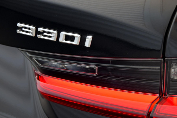 2025 BMW 3 Series G20 LCI II 330i M Sport Sedan image 29