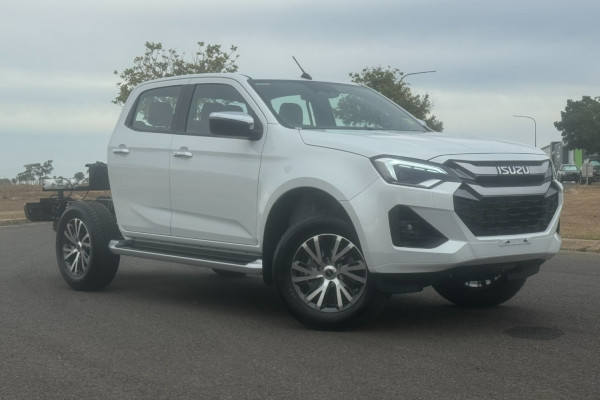 2026 Isuzu D-MAX RG LS-U Cab Chassis Image 1