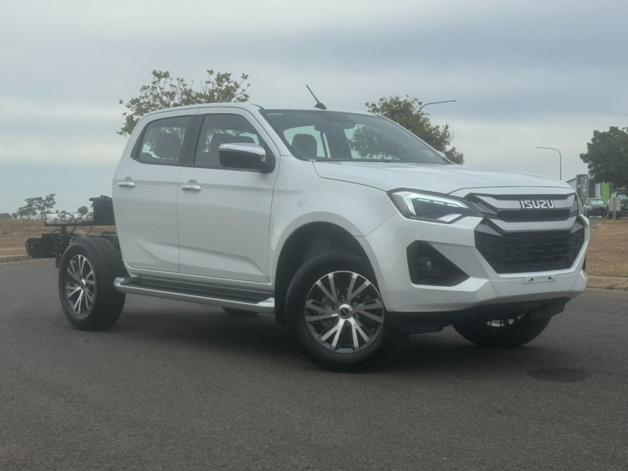 2026 Isuzu D-MAX RG LS-U Cab Chassis Image 1