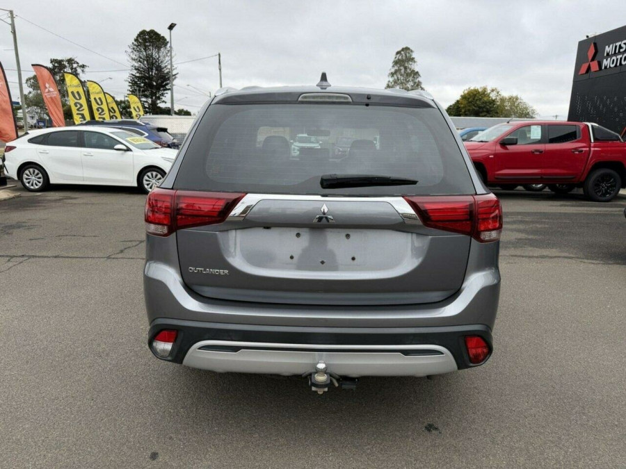 2019 Mitsubishi Outlander ZL ES SUV Image 17