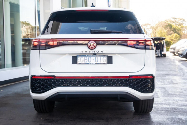 2025 MY26 Volkswagen Tayron R4 195TSI R-Line SUV Image 5
