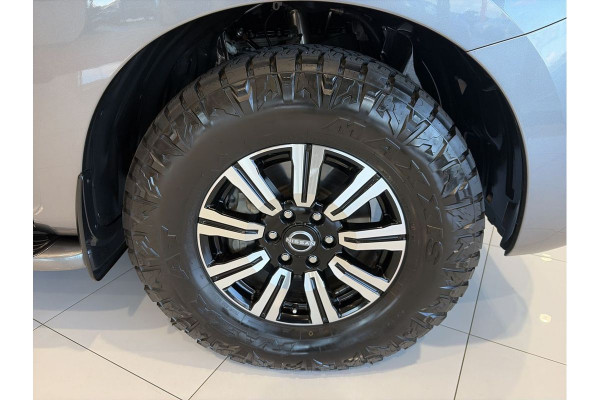 2022 Nissan Patrol Y62 Ti-L SUV Image 17
