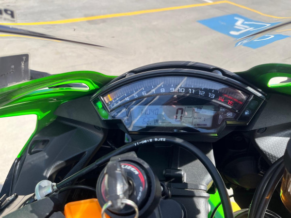 2015 MY16 Kawasaki Ninja ZX-10R ABS Ninja image 10