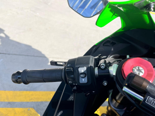 2015 MY16 Kawasaki Ninja ZX-10R ABS Ninja image 11