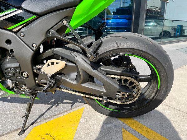 2015 MY16 Kawasaki Ninja ZX-10R ABS Ninja image 16