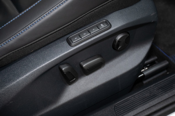 2023 Volkswagen T-Roc D11 R SUV image 14