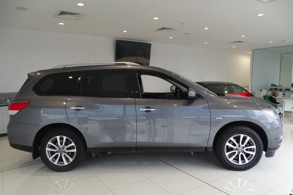 2016 MY15 Nissan Pathfinder R52 ST SUV Image 5