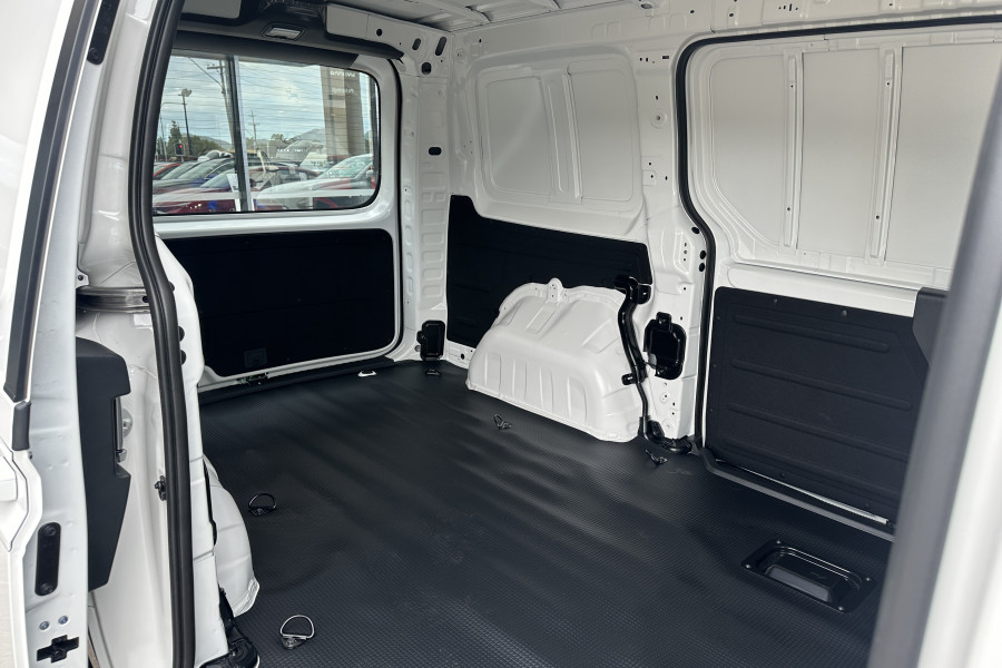 2025 Hyundai Staria Load US4.V3  Van Image 14
