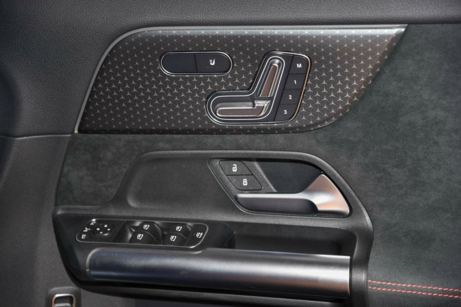 2024 MY25 Mercedes-Benz GLA-Class H247 GLA200 SUV Image 7