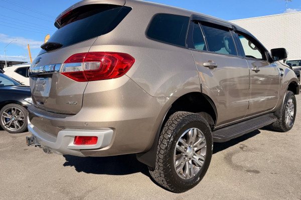 2017 Ford Everest UA Trend SUV Image 6