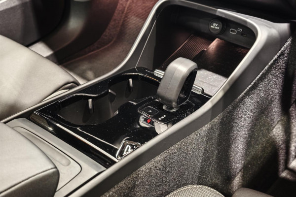 2022 MY23 Volvo C40 XK Recharge Twin SUV Image 16