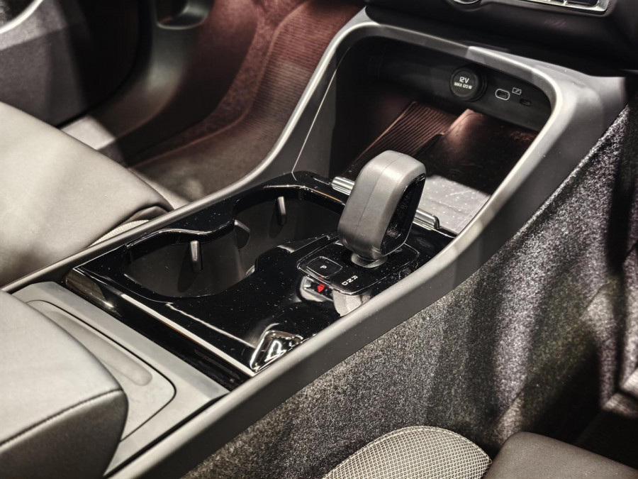 2022 MY23 Volvo C40 XK Recharge Twin SUV Image 16