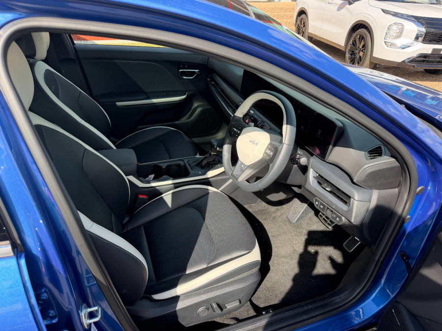 2025 Kia K4 CL4m GT-Line Sedan Image 19