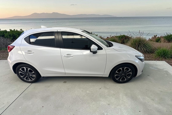 2019 Mazda 2 DJ2HA6 Genki Hatch Image 2