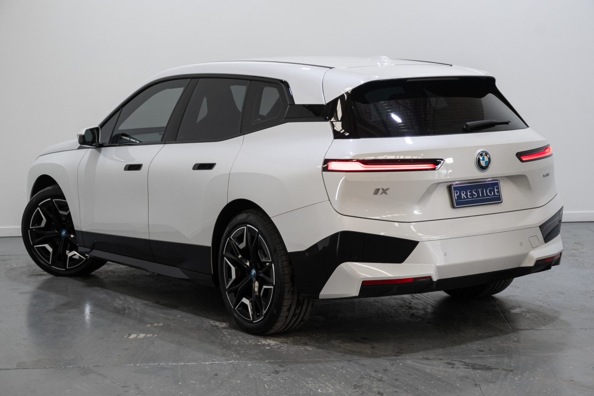 2024 BMW iX xDrive40 Sport SUV