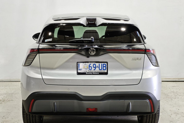 2024 MG MG4 MEH32 Essence 64 Hatch Image 3
