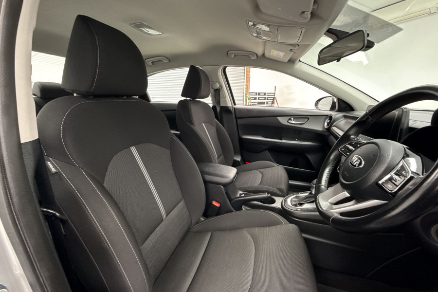 2020 Kia Cerato BD Sport Hatch Image 21