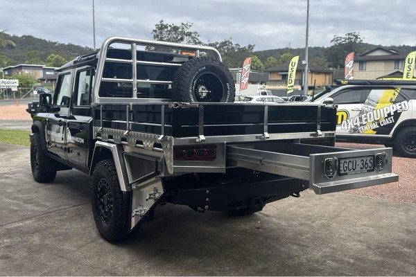 2024 INEOS Grenadier Utility Wagon Ute Image 10