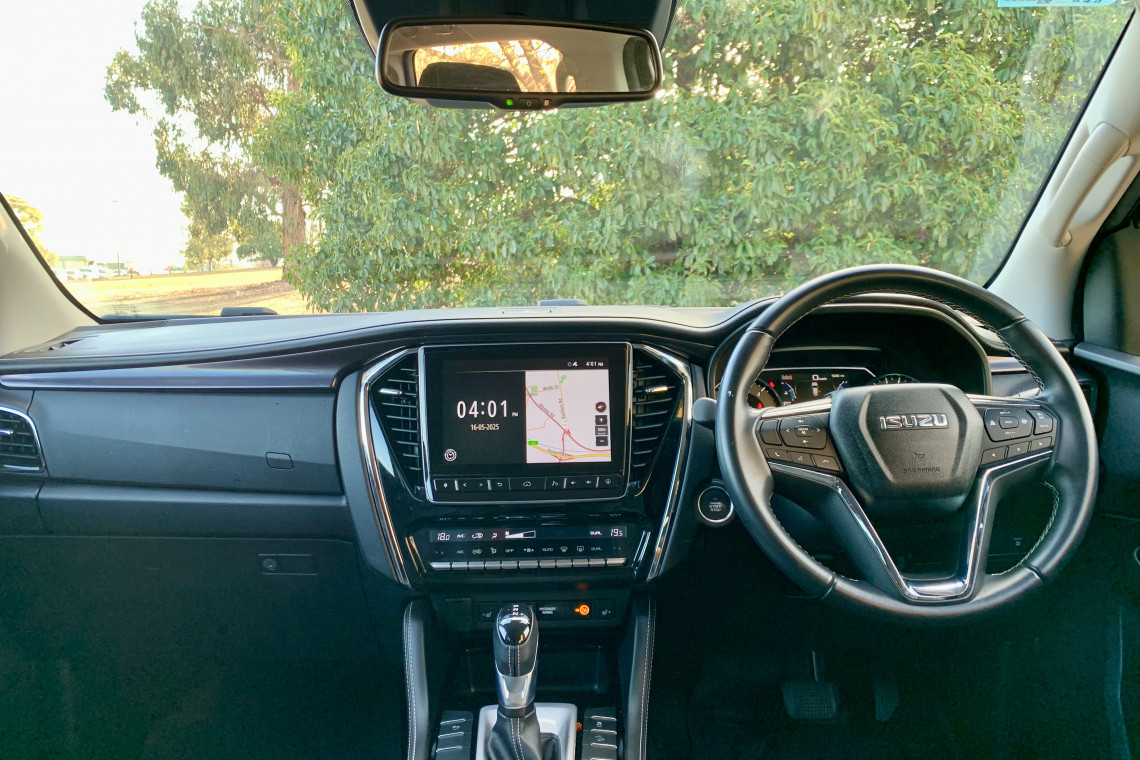 2023 Isuzu MU-X RJ LS-T SUV Image 12