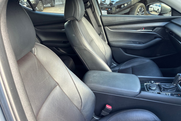 2019 Mazda 3 BP Series G20 Touring Hatch Image 16
