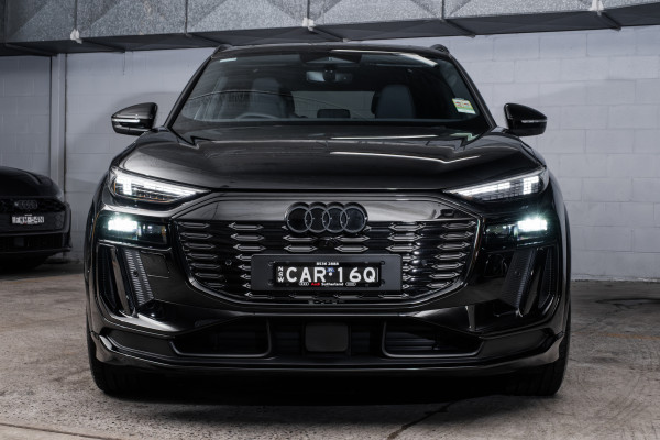 2025 Audi Q6 e-tron GF  SUV image 4
