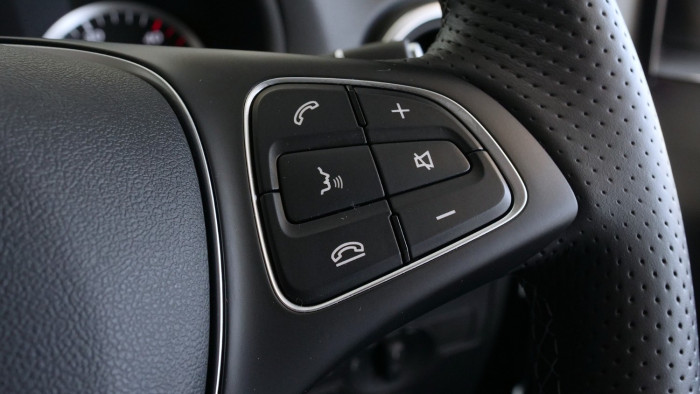 2020 Mercedes-Benz Vito Van Image 11