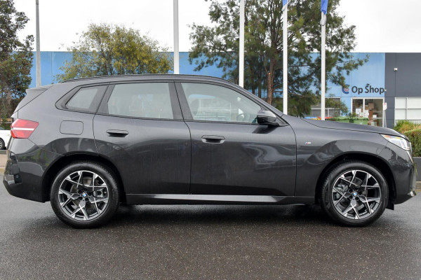 2026 BMW X3 G45 20 xDrive SUV image 3