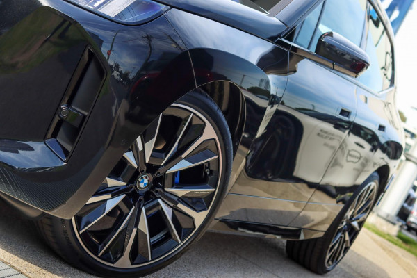 2026 BMW iX I20 xDrive45 M Sport SUV image 2