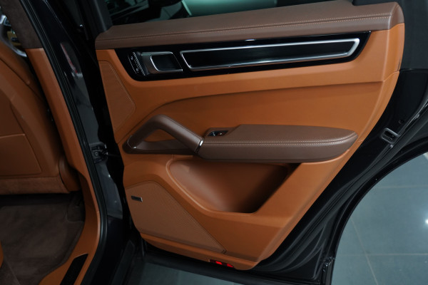 2021 Porsche Cayenne Gts SUV Image 42