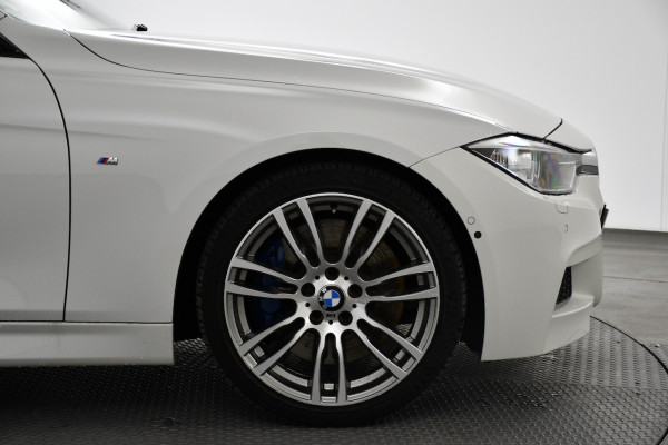 2014 BMW 3 Series F30 MY1114 328i Sedan Image 5