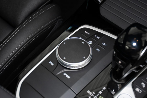 2021 BMW X3 G01 LCI xDrive30e M Sport SUV image 17