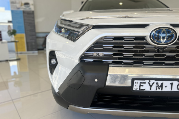 2023 Toyota RAV4 AXAH52R Cruiser Hybrid Wagon Image 3