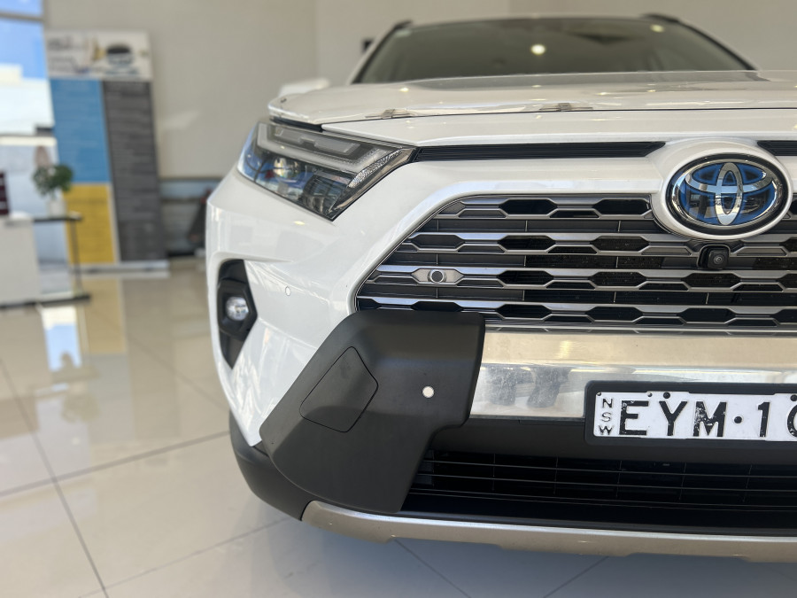 2023 Toyota RAV4 AXAH52R Cruiser Hybrid Wagon Image 3