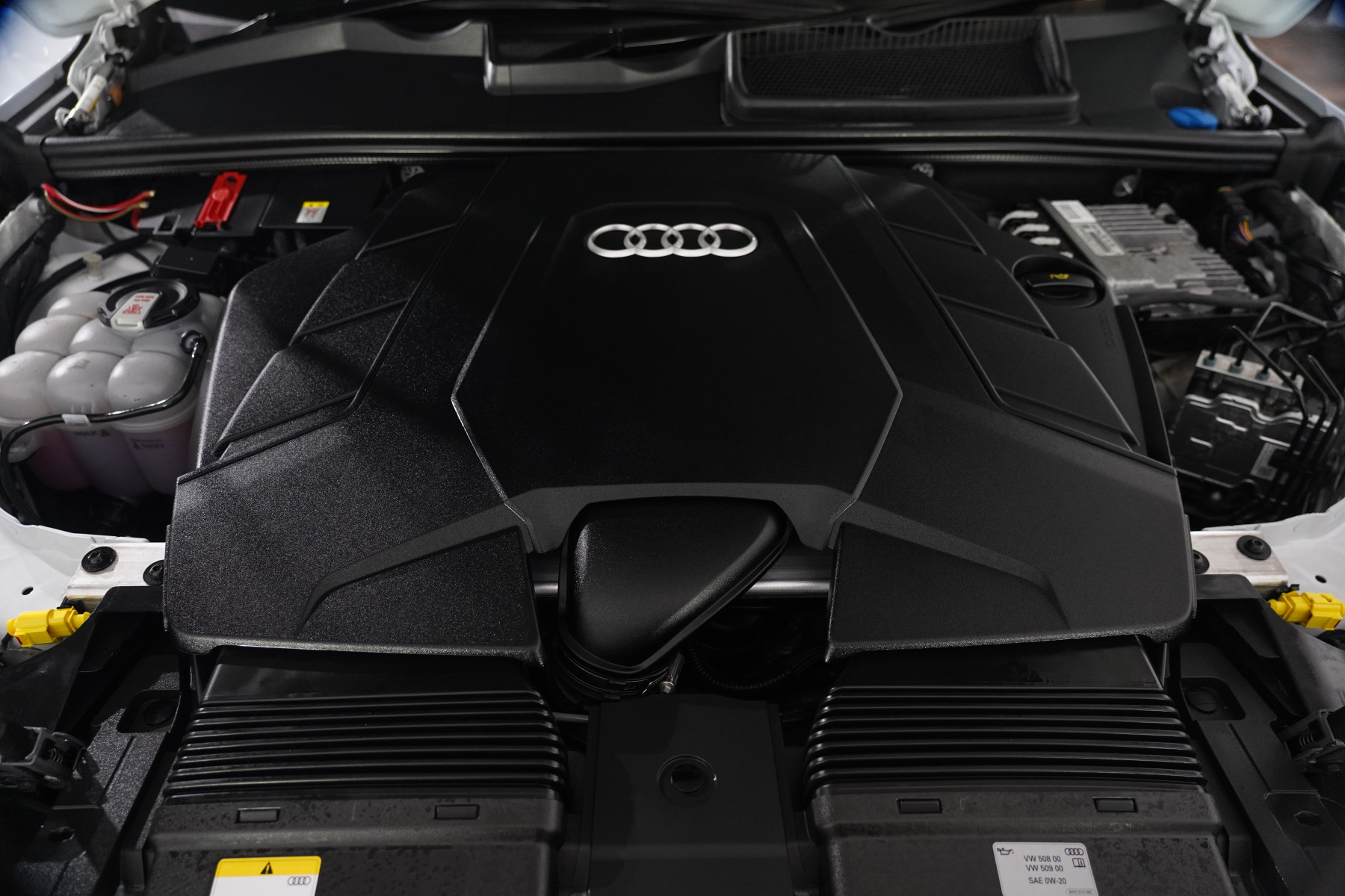 2023 Audi Q7 55 Tfsi S Line Quattro Mhev SUV Image 41