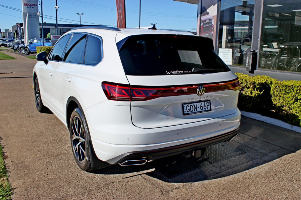 2024 MY25 Volkswagen Touareg RC 210TDI Elegance SUV Image 6