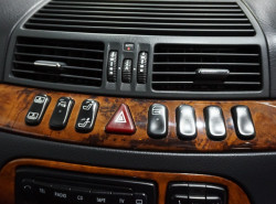 2001 Mercedes-Benz S500 V220 Sedan