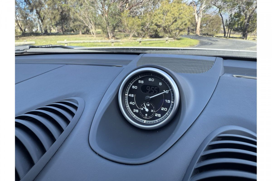 2023 MY24 Porsche 718 982 Cayman GTS 4.0 Coupe Image 16