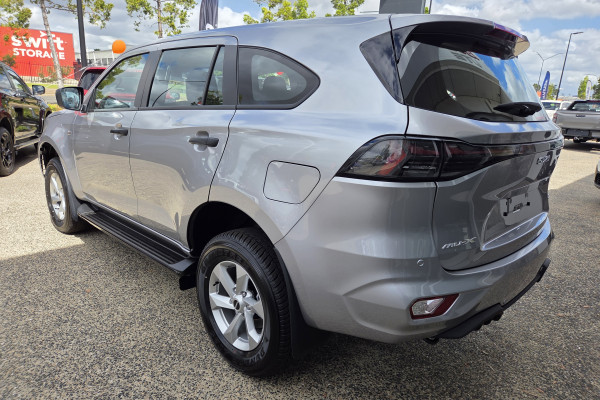 2026 Isuzu MU-X RJ LS-M SUV Image 5