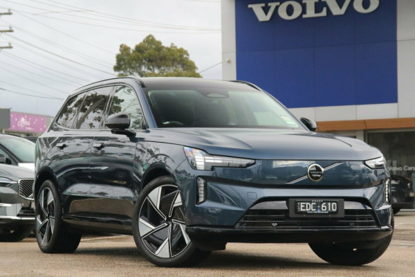 2026 Volvo EX90  Ultra Twin Motor Performance SUV
