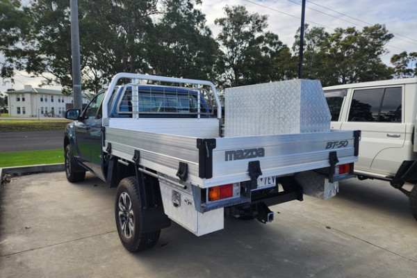2018 Mazda BT-50 B32UACRD4 XT Cab Chassis Image 3