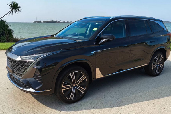 2025 MG QS IS31 Essence SUV Image 8