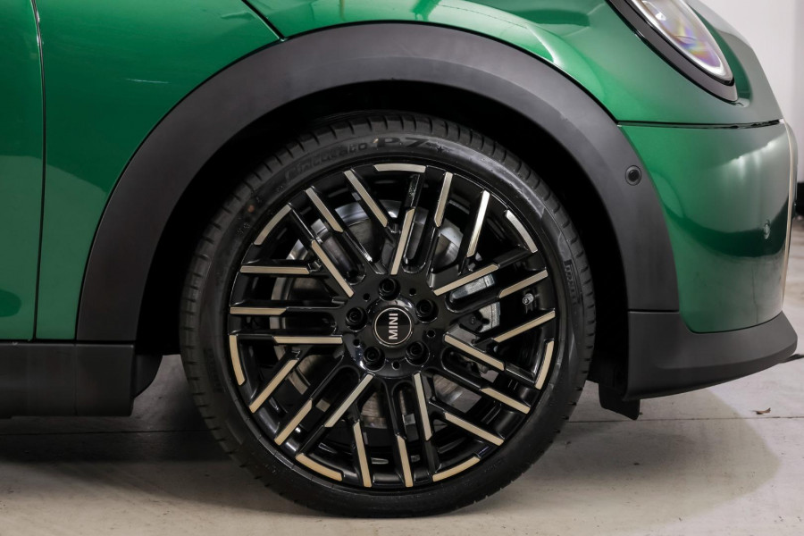 2025 MINI Cooper F65 C Favoured Hatch