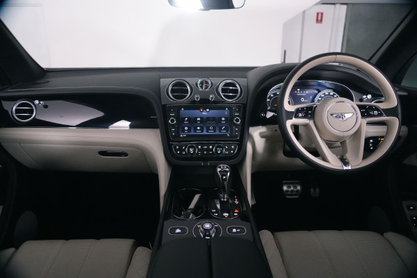 2018 Bentley Bentayga W12 SUV Image 33