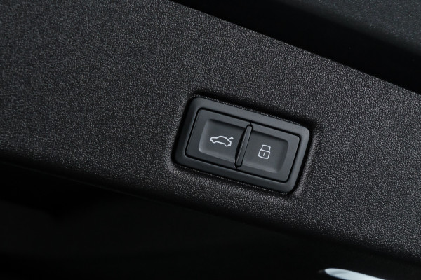 2026 Audi Q5 e-hybrid 270kW SUV image 17