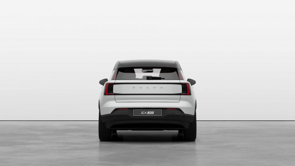 2025 Volvo EX30  Twin Motor Performance Ultra SUV image 4