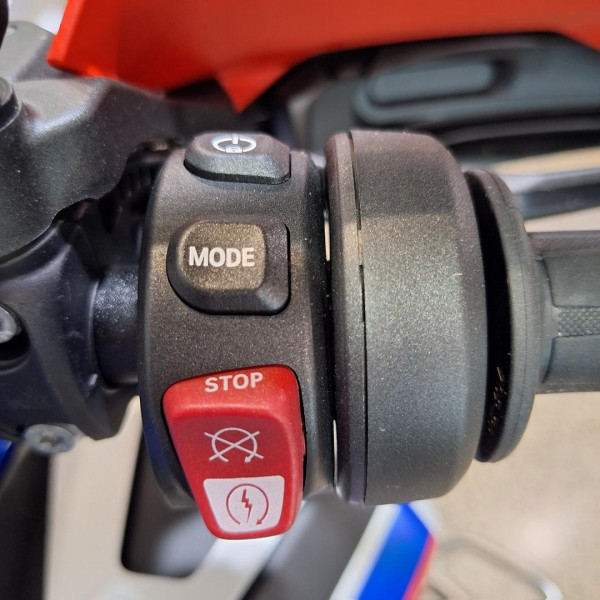 2025 BMW R 1300 GS Adventure Trophy R 1300 image 10