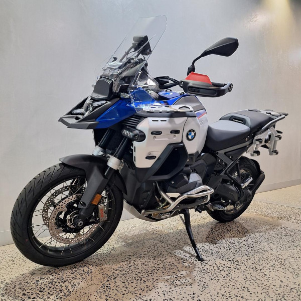 2025 BMW R 1300 GS Adventure Trophy R 1300 image 3