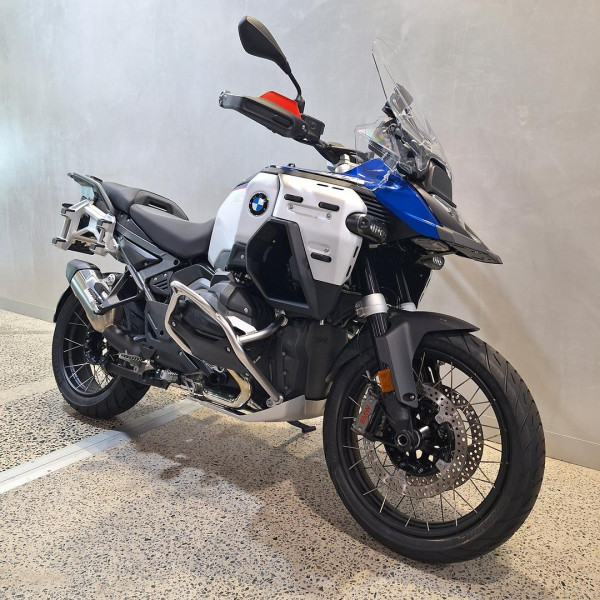2025 BMW R 1300 GS Adventure Trophy R 1300 image 4