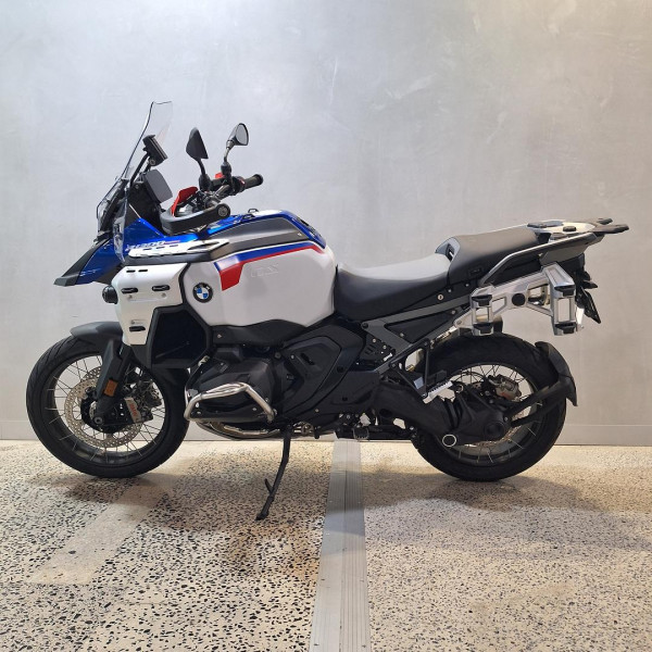2025 BMW R 1300 GS Adventure Trophy R 1300 image 2